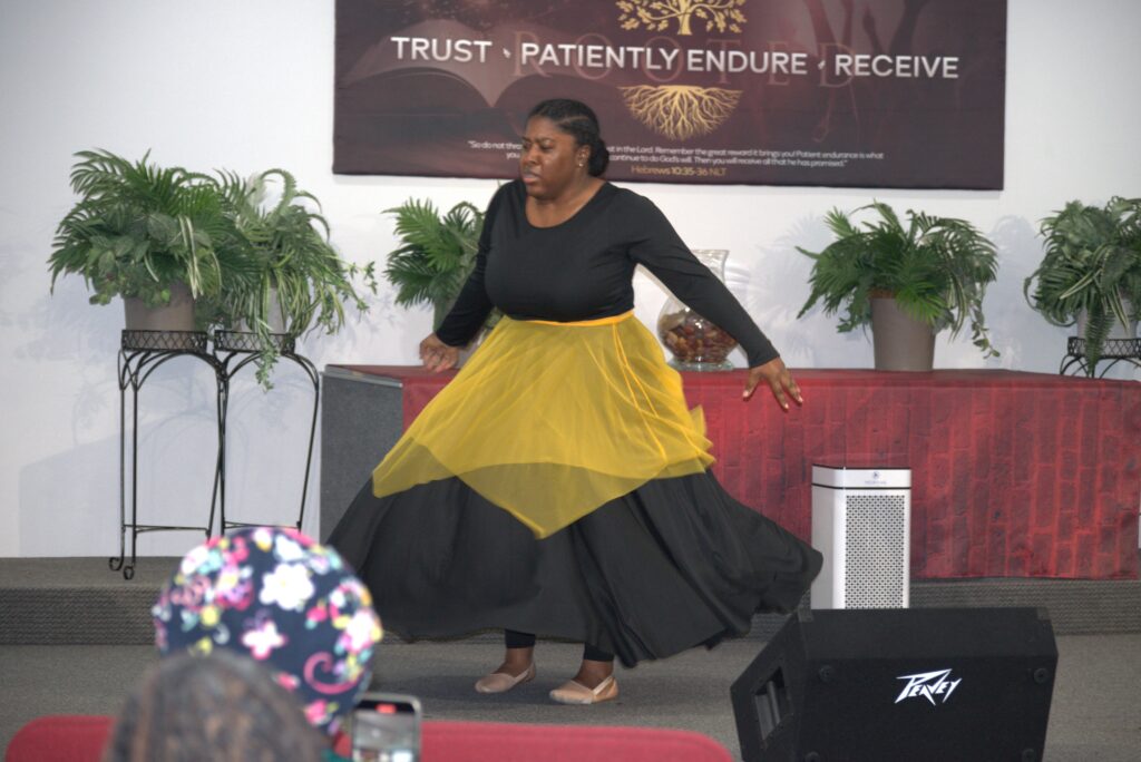 Cheyenne Praise Dancing